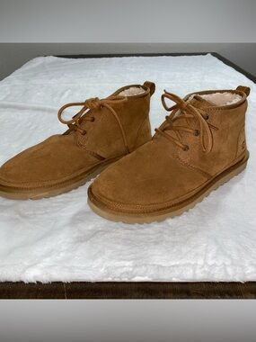 UGG “Neumel" Women’s Suede/Shearling Shoe - Lace-Up Chukka Boot (Chestnut) US 12
